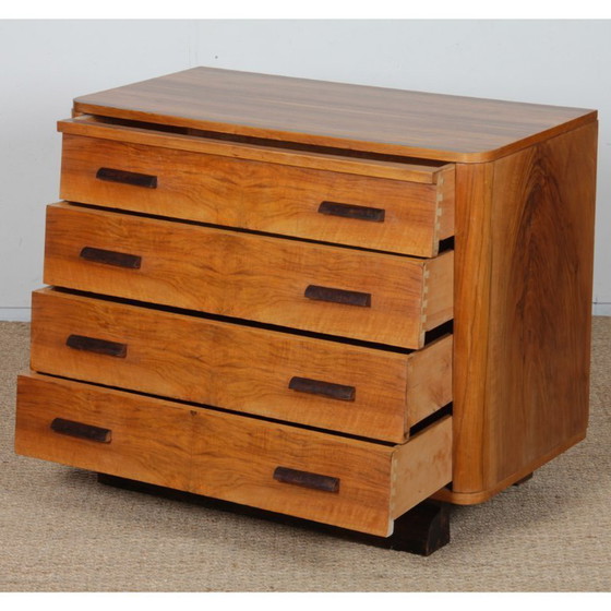 Image 1 of Commode En Noyer, Travail Du XXe Siècle