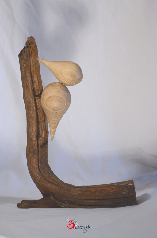 Uccello decorativo sul suo ramo, in legno massello artigianale, Made in France, 21x30cm – beeldhouwkunst, Wood (photo 2 of 5)
