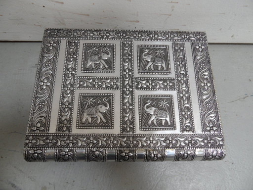 Boîte à bijoux vintage