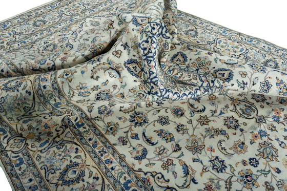 Image 1 of Tappeto orientale in sughero Kashan annodato a mano – 354 x 241 cm – Fine ed elegante – Pelo in lana di sughero
