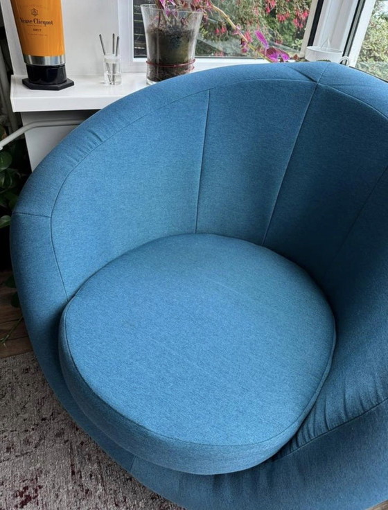 Image 1 of Sillón giratorio de gasolina Marvin