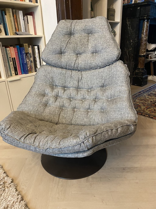 Artifort fauteuils F588
