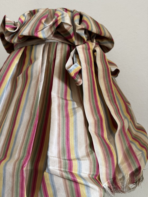 Image 1 of Große Lampe aus Porzellan und Seidentaft