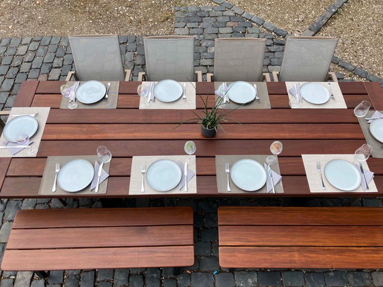 Image 1 of Tuintafel "Royal" 10-12P. Braziliaanse Walnoot - Ambacht