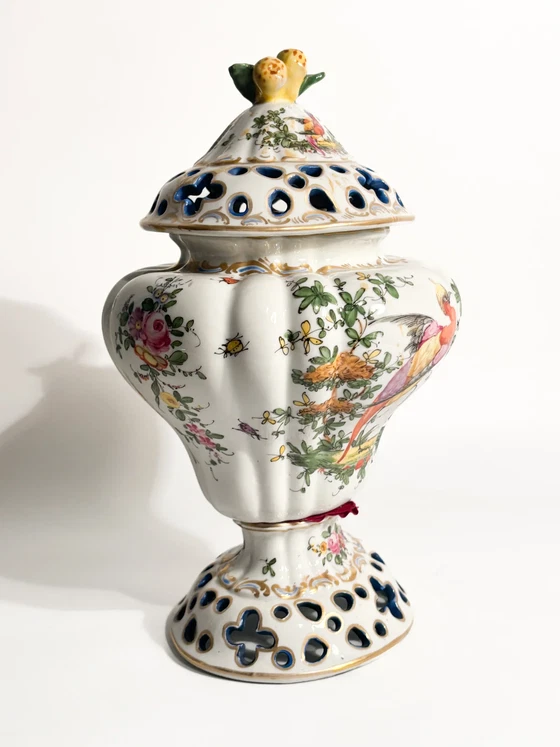 Vase brûleur à parfum en porcelaine française peinte à la main, années 1920 – Objets déco (photo 5 of 19)