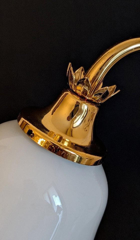 Image 1 of Lampada da Tavolo Vintage Italiana, Vetro Bianco con Bordo Nero, Ottone Bagnato in Oro 24 kt, New Old Stock