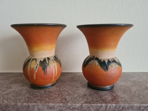 Pair of Art Deco Vases – Céramique Montoise (Antoine Dubois) – Drip Glaze Ceramic c. 1925 – vazen (photo 2 of 6)