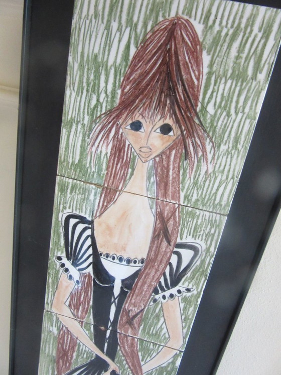 Image 1 of Azulejo de cerámica Belarti para colgar en la pared, arte de pared de niña joven, arte retro vintage de los años 60