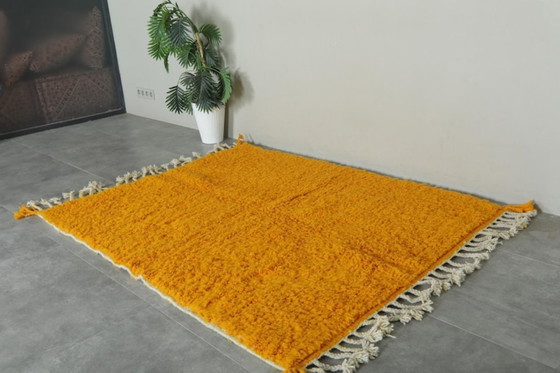 Image 1 of Alfombra marroquí amarilla de 3x2 m, opción personalizable.