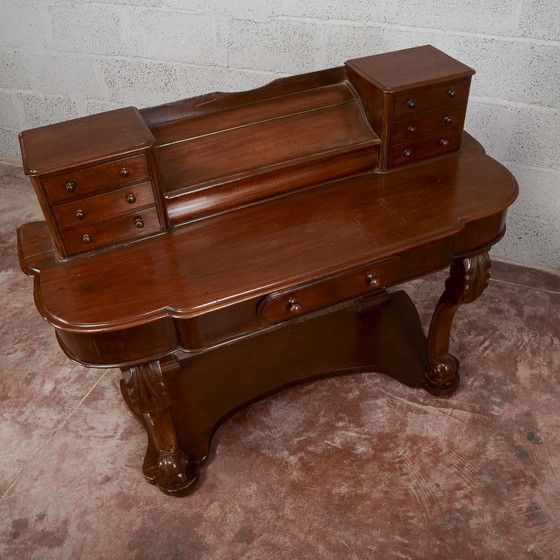 Mahogany desk – Desk lamps (photo 7 of 12)