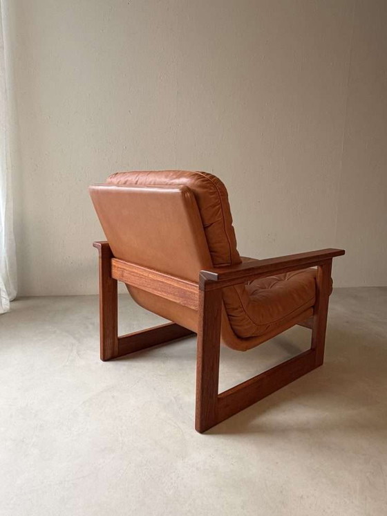 Image 1 of Fauteuil lounge vintage en cuir teck des années 1960