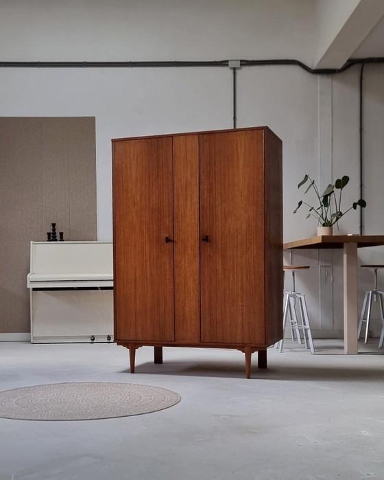 Mid Century Kleiderschrank – Kleiderschränke, Wood (photo 20 of 20)