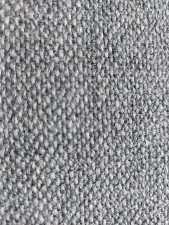 Design On Stock Lounge Sofa 2.60 Mtr. Hellgrau Mit 1 Lederkissen Anthrazit Und 1 Stoffkissen Wie Sofa – Metal (photo 6 of 6)