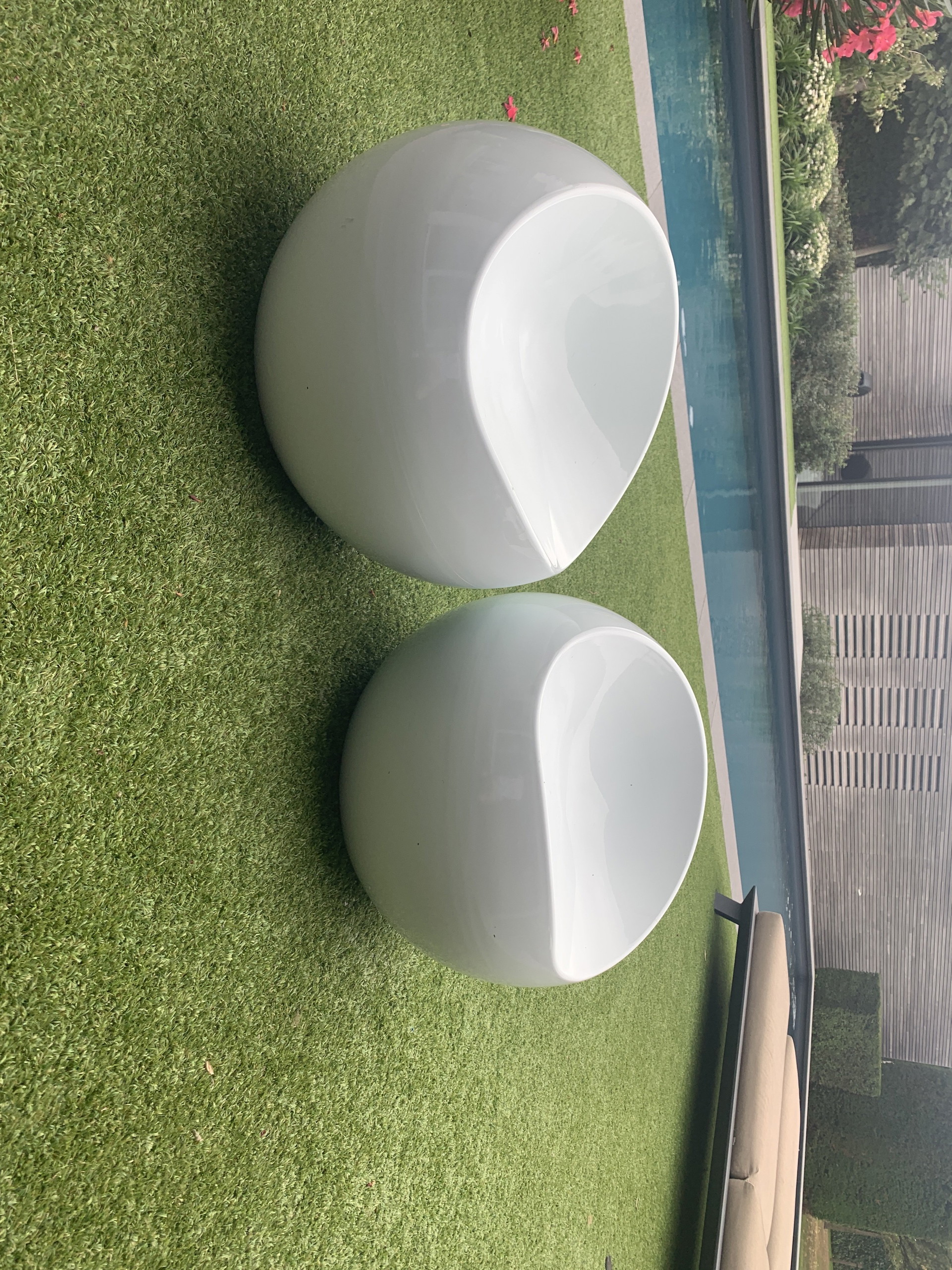 Ball chair by XLBoom wit - loungebank | €50 | Whoppah