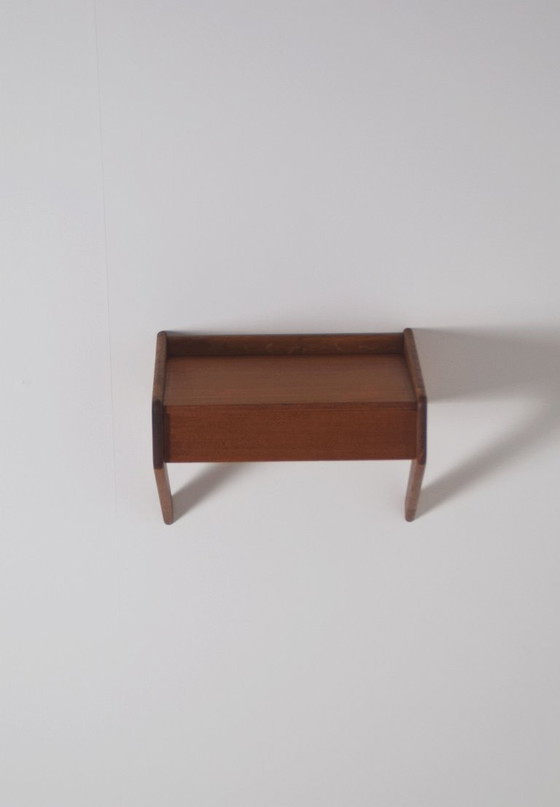 Zwevend Nachtkastje Door Sigfred Omann Voor Ølholm Møbelfabrik, Jaren '60 – Wood (photo 10 of 11)