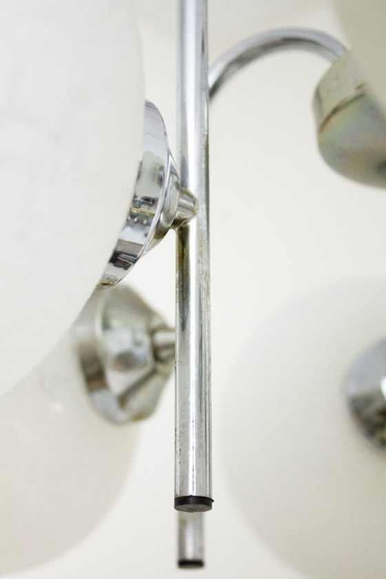 Image 1 of 6-kugeliger Richard Essig x Hustadt Bauhaus-Kronleuchter