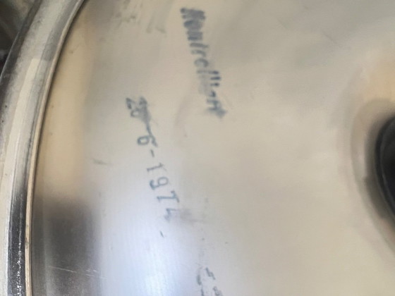 Image 1 of Original vintage 1970s cocktail chairs. These swivel cocktail chairs are classic Space Age / Pop Art design pieces.