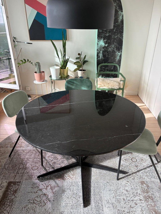 Round Table (Marble) Furnified – Dining tables (photo 3 of 5)