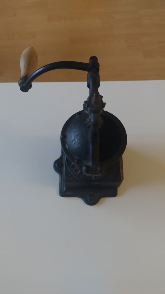 Image 1 of Antique Peugeot Frères coffee grinder – SGDG – ca. 1880–1895 – original and working