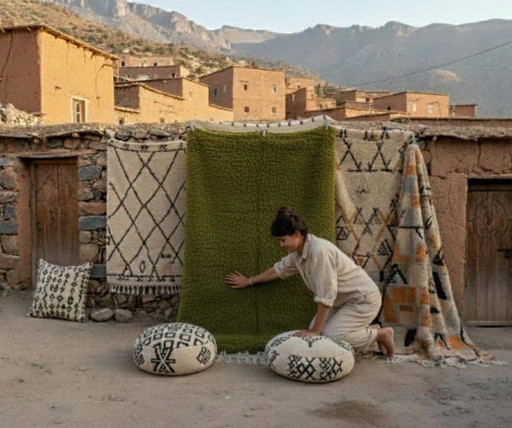 GREEN MOROCCAN RUG 250CMX150CM