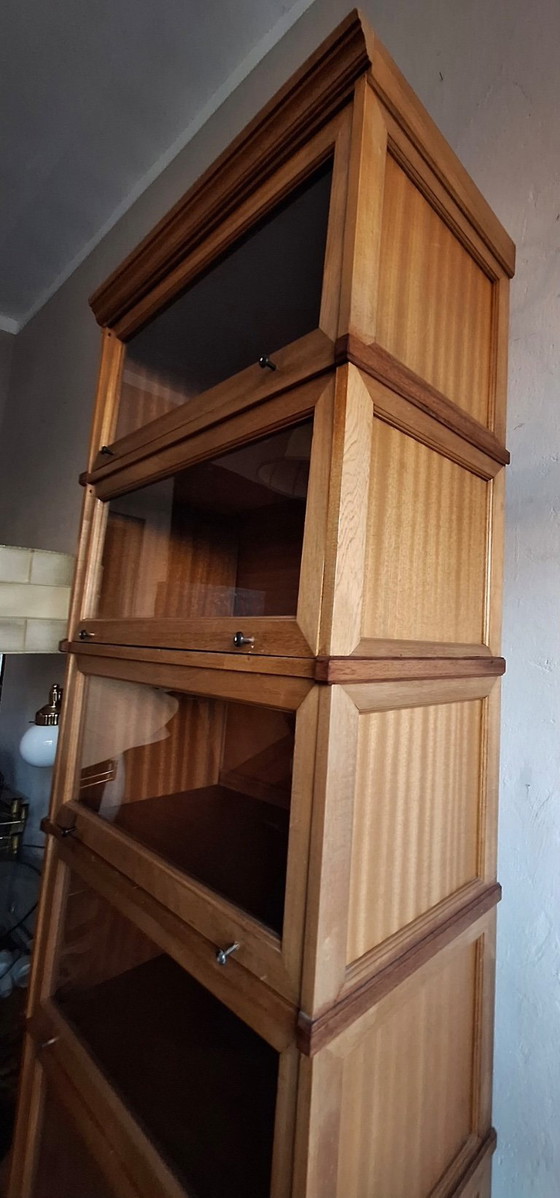 Image 1 of Globe Wernicke Stacking « Bibliothèque d'avocat », 1920