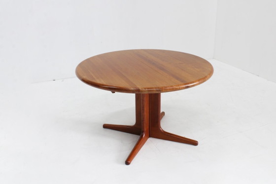 Image 1 of Table de salle à manger ronde extensible vintage danoise en teck massif Glostrup
