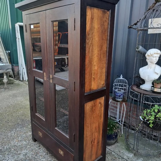 Colonial display cabinet, sideboard dimensions 120x53cm and 196cm high. – Glass, Wood (photo 6 of 6)