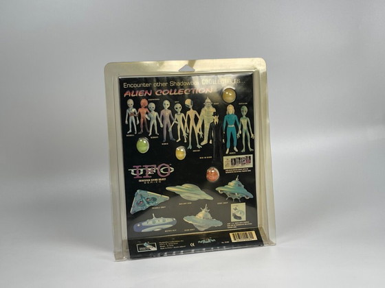 Shadowbox Glow Alien Gift Set – Glow | 1988 – Dekorative Objekte, Paper, Plastic (photo 2 of 5)
