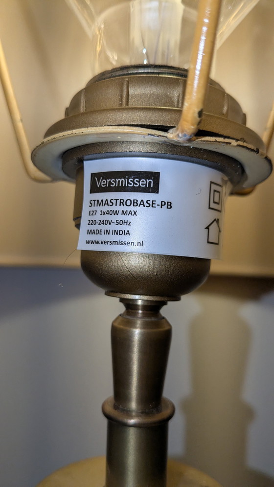 Image 1 of Versmissen table lamp