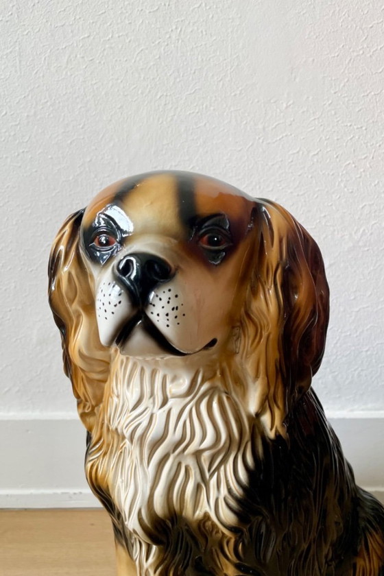 Image 1 of Cane King Charles in ceramica