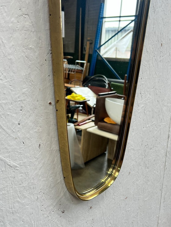 Image 1 of Specchio vintage di grandi dimensioni, con cornice dorata, anni '60.