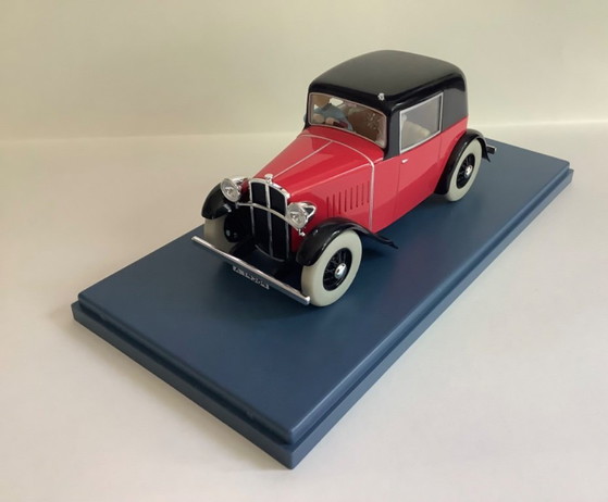 Modellini di auto Tintin. Serie Rosengart LR2 “Hergé Moulinsart. – Oggetti decorativi, Plexiglass, Plastic (photo 4 of 12)