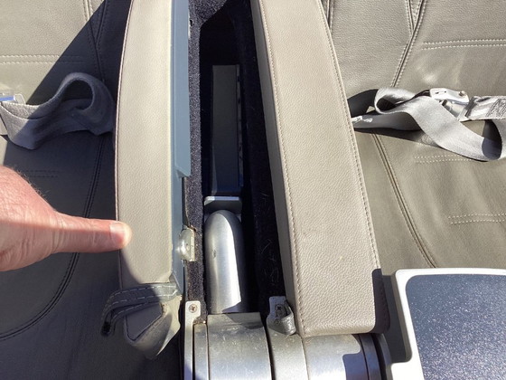 Image 1 of Sedili in pelle vintage di classe business dell'aereo A320