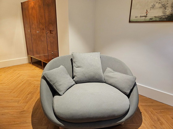 Image 1 of Moooi Love Sofa (Trickle, Dust, Whitewash)