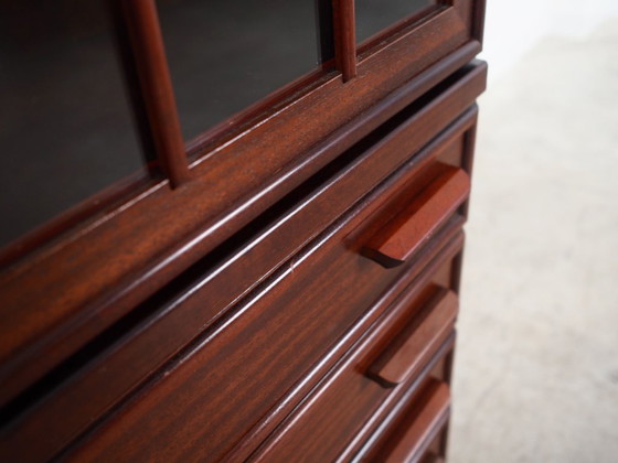 Image 1 of Vetrina in mogano, design danese, anni '70, produzione: Danimarca