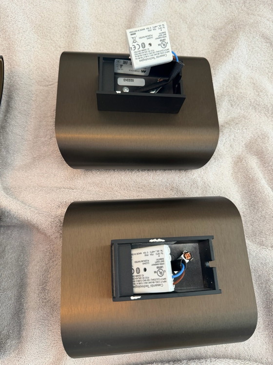 Set di 4 applique di design up- e downlighter con controllo smart – Modular, Metallo, Ottone (photo 3 of 8)