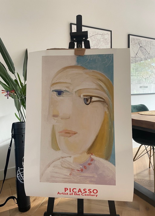 Pablo Picasso (1881-1973), Tête de Femme (Marie-Thérèse Walter), Copyright 1999 Pablo Picasso, Courtesy Helly Nahmad Gallery