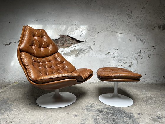 Image 1 of Fauteuil lounge Artifort F588 original avec repose-pieds