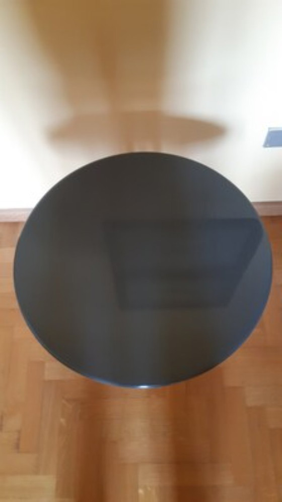 Tavolino Rotondo Minimalista Vintage – Piano Grigio e Base in Ferro Nero – Tavolini da caffè, Wood, Iron (photo 3 of 12)