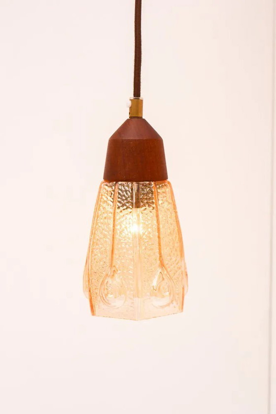Image 1 of Suspensions en verre de Pukeberg, Suède, années 1960, lot de 2