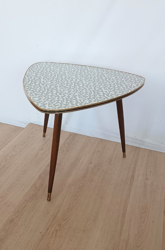 Image 1 of Vijftiger jaren bijzettafel