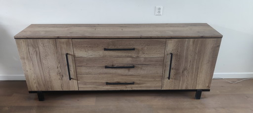 Adanti- pronto living