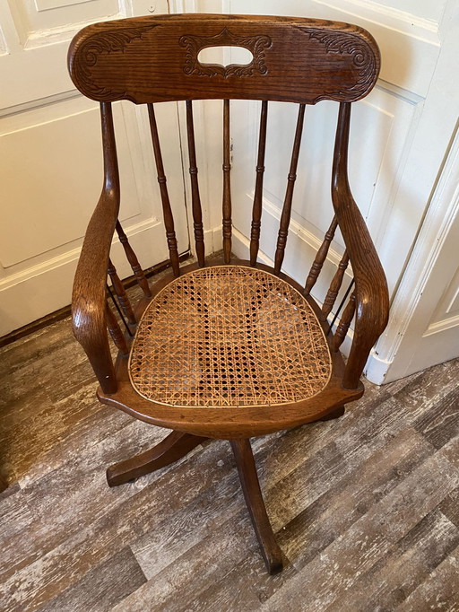 Vintage Draaistoel Met Rotan Zitting