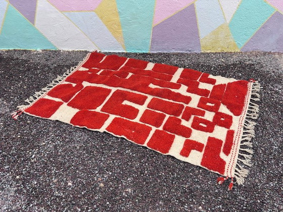 Image 1 of Handmade Berber rug with authentic traditional red patterns, 150/250 cm