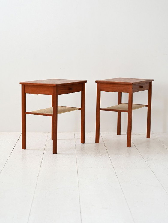 Image 1 of Coppia di comodini scandinavi in teak scuro del 1950