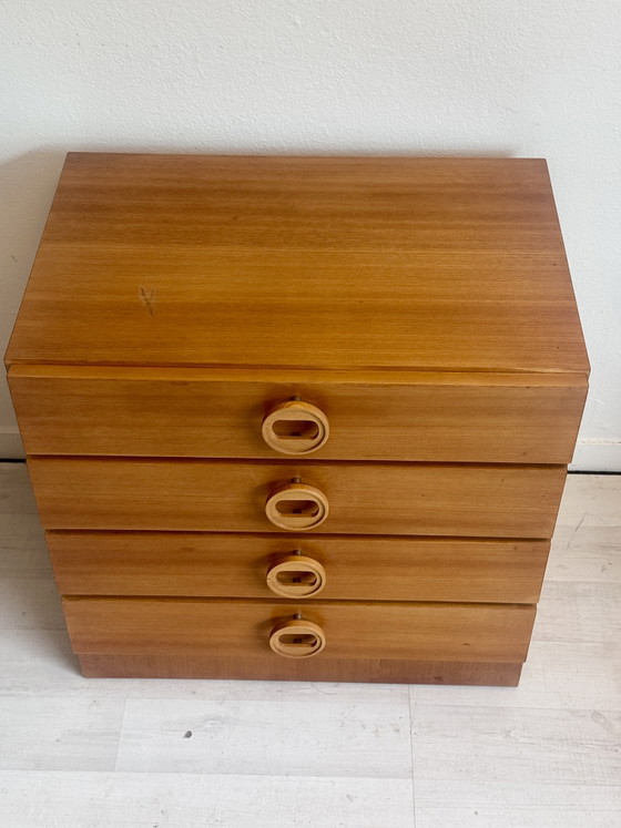 Commode vintage du milieu du siècle – Wood (photo 9 of 11)