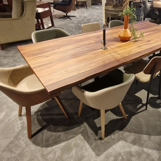 Image 1 of Table de salle à manger MIDJ en noyer - 250x108 avec chaises de salle à manger MIDJ (ensemble de 8)