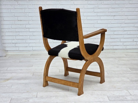 Image 1 of Poltrona danese con schienale alto, anni '60, vera pelle di mucca, legno di quercia, rivestita.