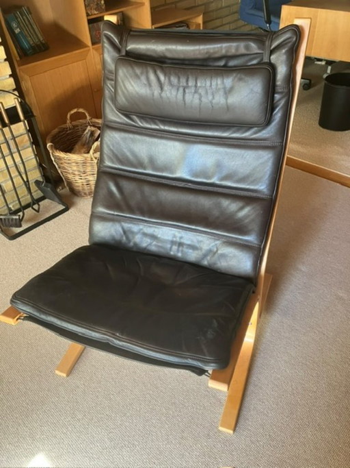 Lounge Chair Siesta (Ingmar Relling) van Hout en Leer, Mokka/Zwart
