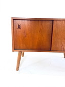 Vintage Deens Schuifdeur Kastje ‘60